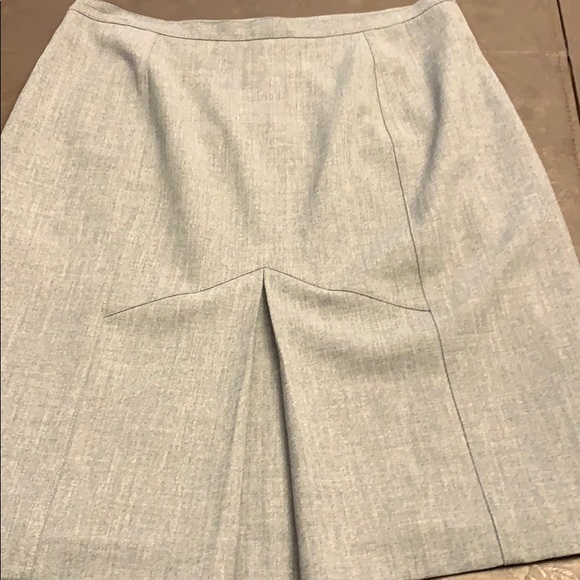 Limited Grey Back Pleated Skirt, Size 6 - Picture 3 of 3